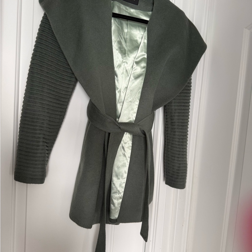 Sophisticated Dark Green Women's Cape Coat